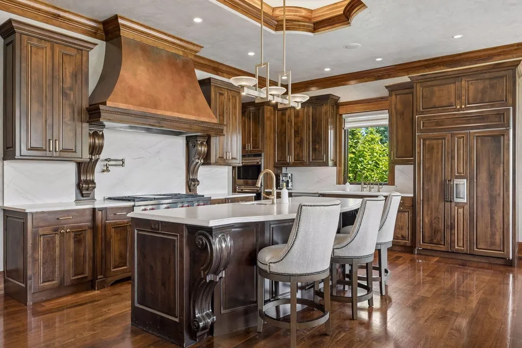 Architect-Designed Minnesota Lake Estate with a 140-Tree Apple Orchard Lists for $4,300,000 10 4675 County Road 11 Loretto MN 55357052