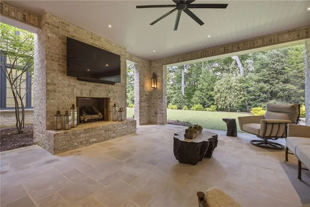 Georgia Estate With a Full Indoor Basketball Court and a Princeton-Inspired Library Lists for $18,900,000 32 5420 Buice Rd Johns Creek GA 30022109