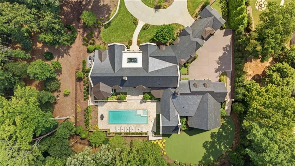Georgia Estate With a Full Indoor Basketball Court and a Princeton-Inspired Library Lists for $18,900,000 36 5420 Buice Rd Johns Creek GA 30022114