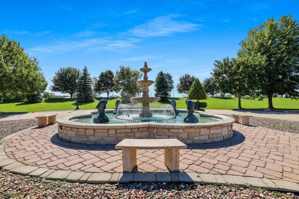 Lakefront Green Bay Estate with an Indoor Pool and Wood-Fired Pizza Oven Lists for $2,600,000 5 5696 School Dr Green Bay WI 5431312