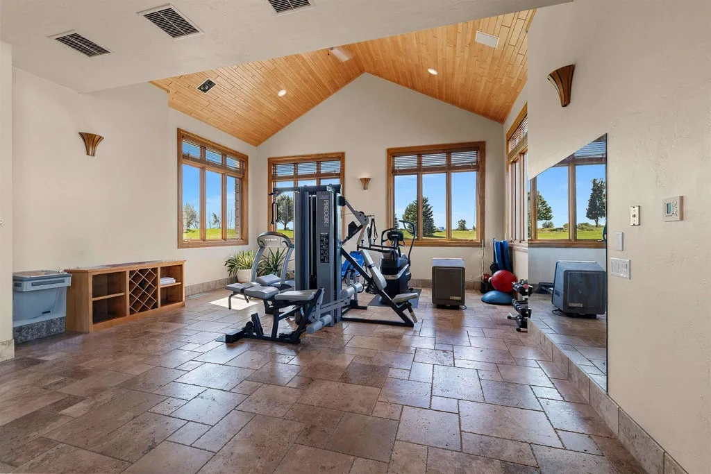 Lakefront Green Bay Estate with an Indoor Pool and Wood-Fired Pizza Oven Lists for $2,600,000 17 5696 School Dr Green Bay WI 5431352