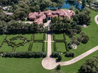 Secluded Plano Estate With a 20-Car Garage and Private One-Acre Pond Lists for $21,500,000 1 Secluded Plano Estate With a 20-Car Garage and Private One-Acre Pond Lists for $21,500,000