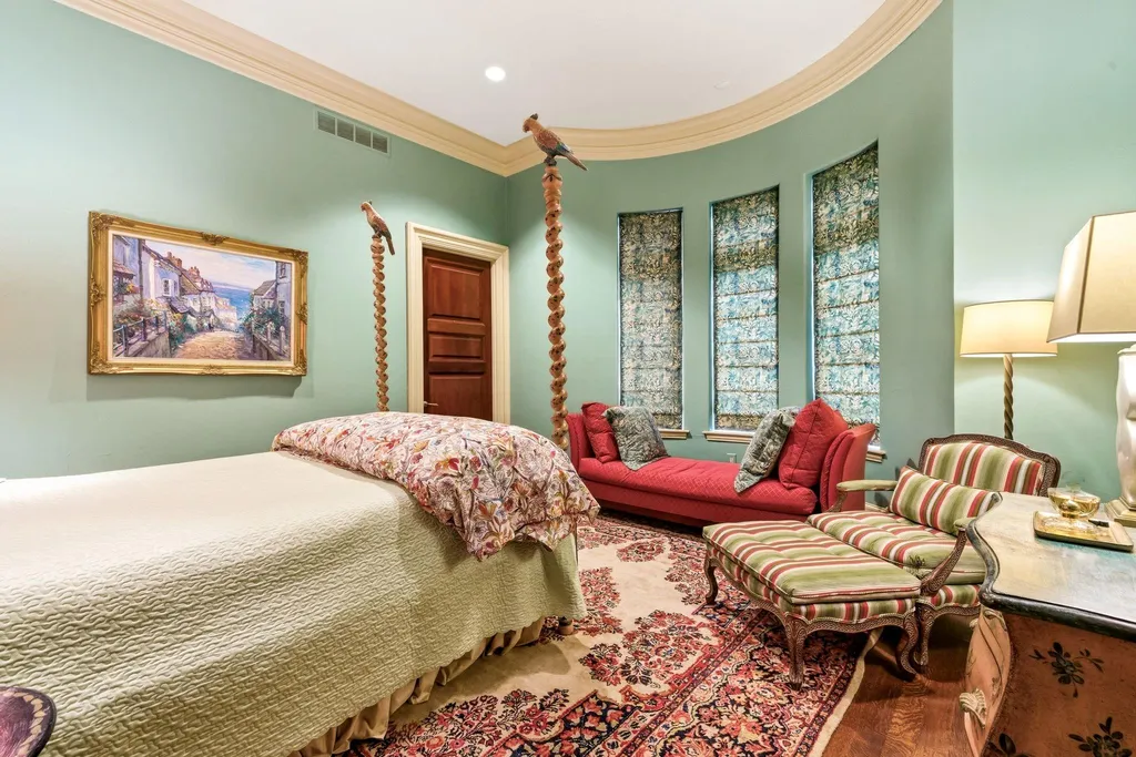 Secluded Plano Estate With a 20-Car Garage and Private One-Acre Pond Lists for $21,500,000 17 5817 Red Wolf Ln Plano TX 7509324