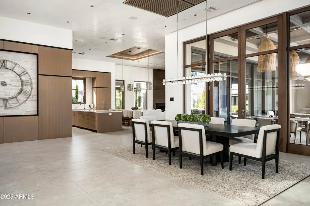 Single-Level Paradise Valley Estate With a Private Fitness Building and Six-Car Garage Lists for $23,250,000 8 6540 E CHOLLA Drive Paradise Valley AZ11