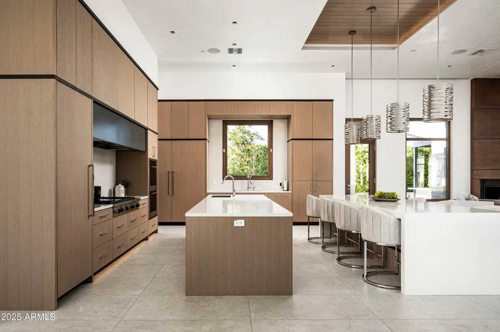 Single-Level Paradise Valley Estate With a Private Fitness Building and Six-Car Garage Lists for $23,250,000 9 6540 E CHOLLA Drive Paradise Valley AZ12