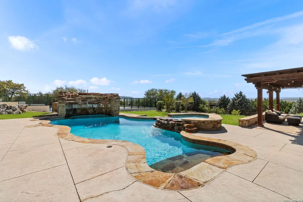 Castle-Like San Antonio Estate with a Grotto Pool and Observation Tower Lists for $4,300,000 17 6762 MANOR HL San Antonio TX 7825745