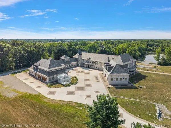 Sprawling Michigan Lakefront Estate With 15 Bedrooms, an Indoor Pool and 13-Car Garage Asks $7,500,000