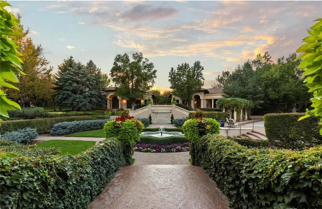 Sprawling Colorado Estate With a Private Recording Studio and Equestrian Facilities Lists for $14,000,000 23 6965 S Polo Ridge Drive Littleton CO 8012844