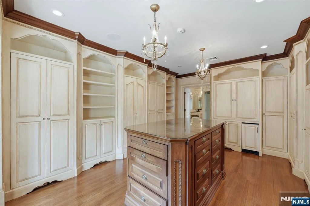 7 Buckingham Drive – Dressing Room With Island Dressing Room With Island at 7 Buckingham Drive, Alpine, New Jersey
