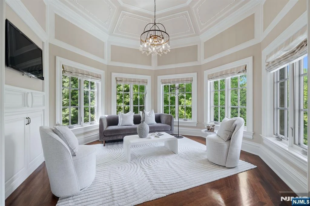 7 Buckingham Drive – Primary Suite Sitting Room Primary Suite Sitting Room at 7 Buckingham Drive, Alpine, New Jersey