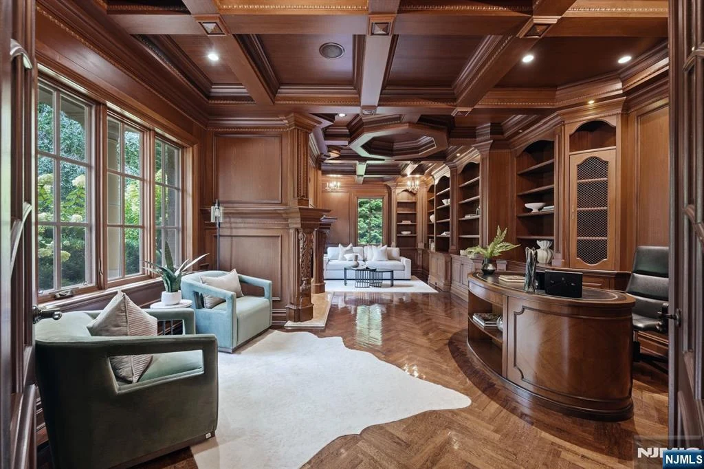 7 Buckingham Drive – Wood Paneled Library Wood Paneled Library at 7 Buckingham Drive, Alpine, New Jersey
