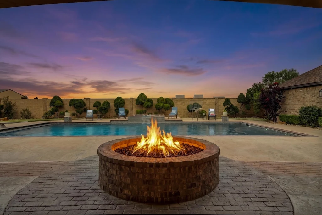 8009 FM 2641 – Poolside Fire Pit Poolside Fire Pit at 8009 FM 2641, Shallowater, Texas