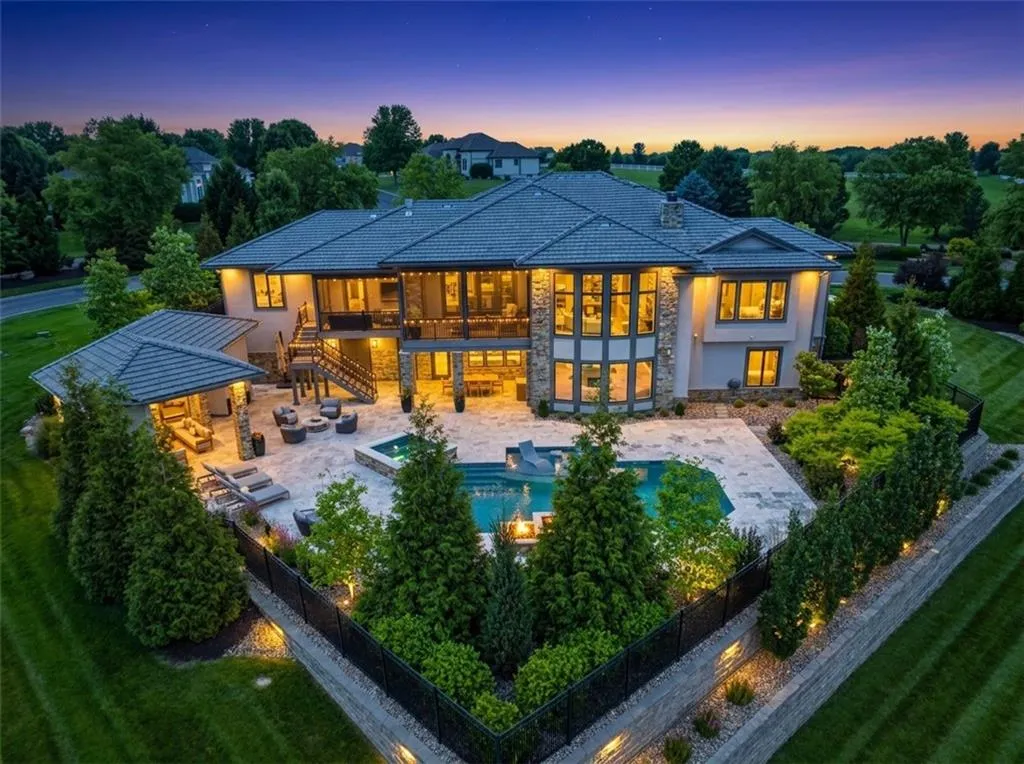 Striking Parkville Estate with a Floating Staircase and Fire-and-Water Pool Asks $3,550,000 1 8085 NW Green Glades Ct Parkville MO 6415201