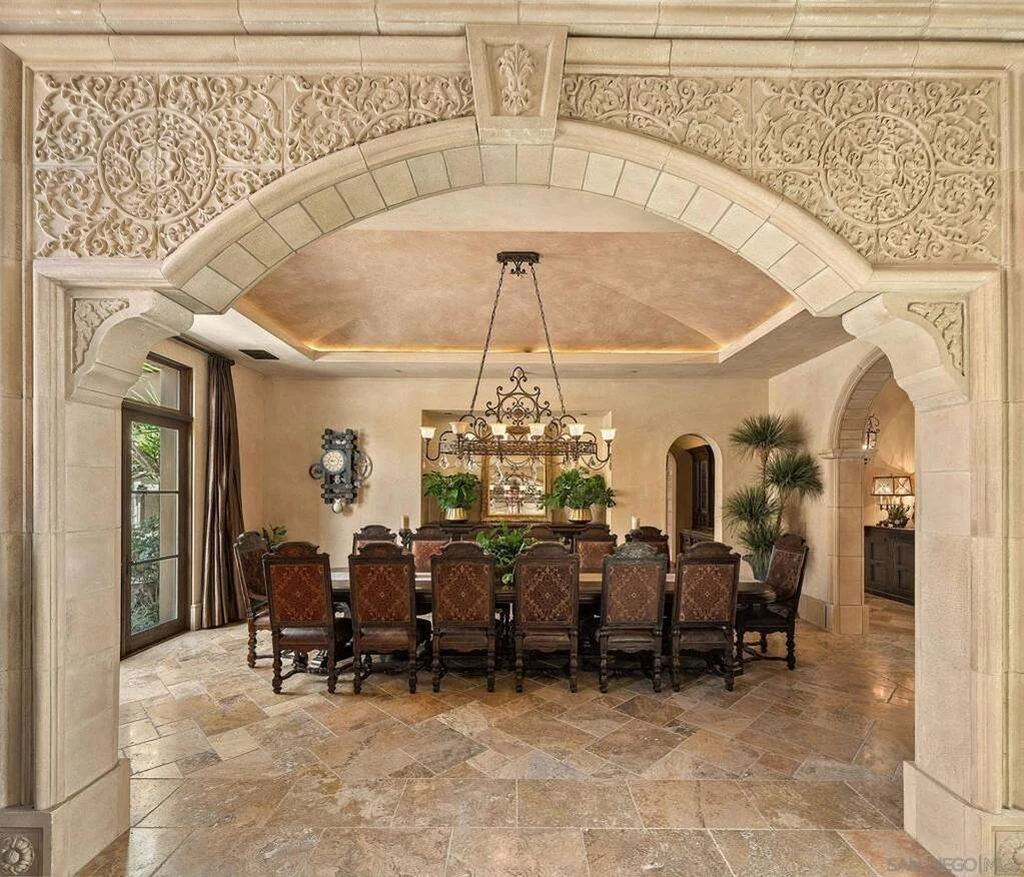8619 Via Rancho Cielo – Formal Dining Room 8619 Via Rancho Cielo, Rancho Santa Fe: the dining room sits beneath an elaborate vaulted ceiling.