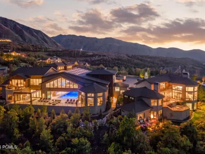 Extraordinary Utah Mountain Estate With a Hydraulic-Floor Pool That Transforms Into a Ballroom Lists for $13,950,000 1 Extraordinary Utah Mountain Estate With a Hydraulic-Floor Pool That Transforms Into a Ballroom Lists for $13,950,000