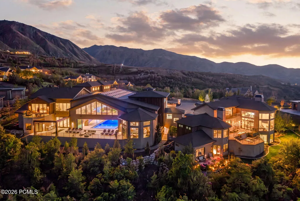Extraordinary Utah Mountain Estate With a Hydraulic-Floor Pool That Transforms Into a Ballroom Lists for $13,950,000 1 867 S Summit Creek Dr Woodland Hills UT01