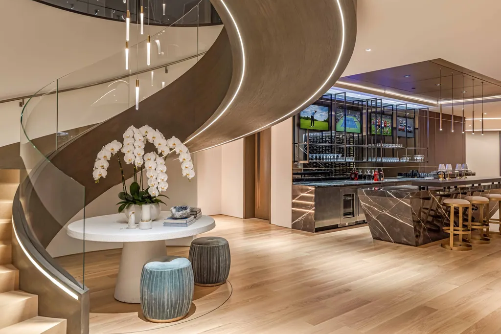 Newly Built Bird Streets Estate With City-to-Ocean Views and an Infinity Pool Lists for $29,950,000 14 9259 Robin Dr Los Angeles CA 9006940