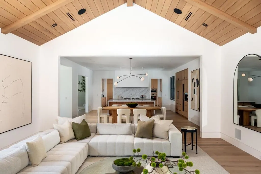 Newly Built Atherton Estate With a Private Chef’s Kitchen and Poolside Cabana Goes Pending at $27,800,000 6 97 Santiago Ave Atherton CA 9402706