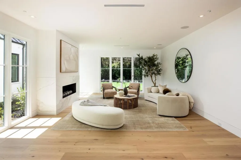 Newly Built Atherton Estate With a Private Chef’s Kitchen and Poolside Cabana Goes Pending at $27,800,000 10 97 Santiago Ave Atherton CA 9402711