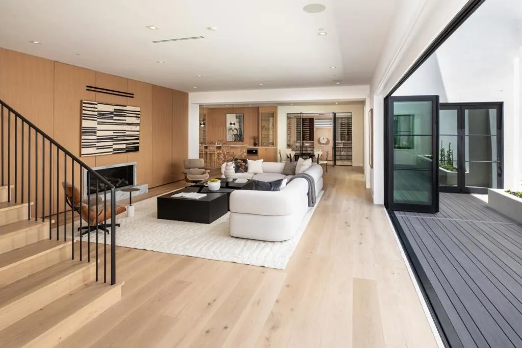 Newly Built Atherton Estate With a Private Chef’s Kitchen and Poolside Cabana Goes Pending at $27,800,000 13 97 Santiago Ave Atherton CA 9402722